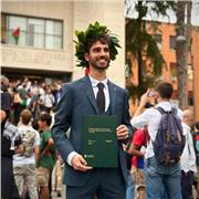 Laureato in Scienze Storiche, offro ripetizioni in Storia e Filosofia, per tutte le età e classi